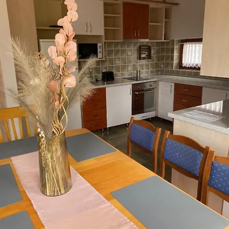 Ferienhaus Ada Vendeghaz